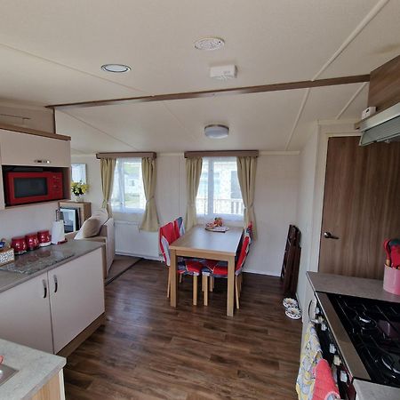 מלון Durdlee Door, D27, Main Rd, West Lulworth, Wareham Bh20 5Pu מראה חיצוני תמונה